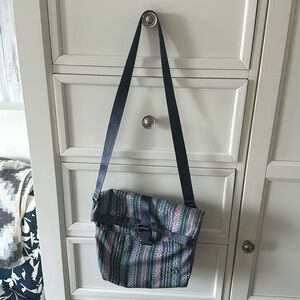 Lululemon Ivivva Lunch Bag Crossbody